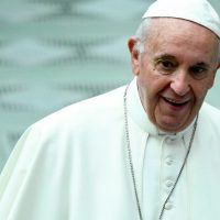 El Papa invita a rezar por su viaje a África, probada por los conflictos