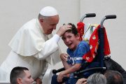 El Papa: Que la discapacidad doméstica esté al centro de la atención e investigación
