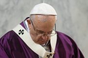 “La cruz nos hace como hermanos dice el Papa Francisco”